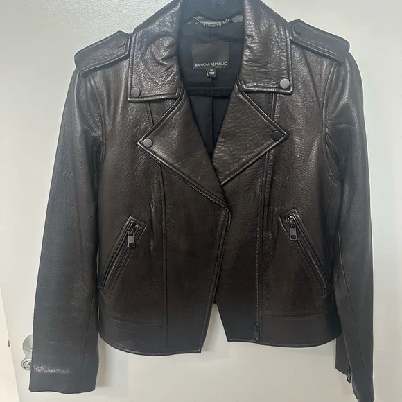 Banana Republic essential Black Leather Moto Jacket - Picture 5 of 12